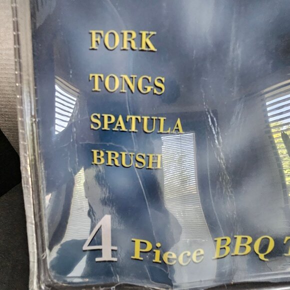 Nebraska Husker Stainless Steel 4 Piece Barbecue Tool Set New - Picture 10 of 10